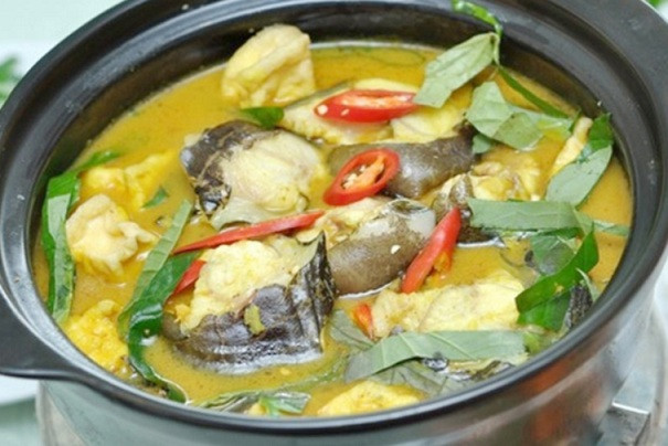 Cá bông lau om chuối đậu: cá bông lau, chuối xanh, đậu phụ, thịt chân giò lợn, lá lốt, tía tô, nghệ, tiêu, ớt, gia vị vừa đủ nấu ăn. Công dụng: bổ khí, dưỡng huyết, sinh tân… Trị chứng âm huyết hư, miệng khô khát, tiểu đường gầy ốm sụt cân.