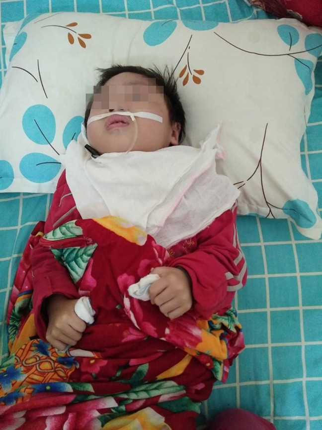 BV Nhi Trung uong cho tre dung thuoc het han: Con be boi nao nua?-Hinh-2