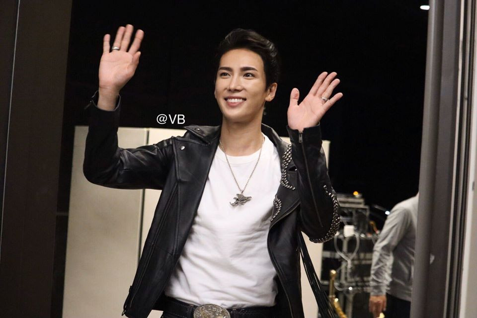 Quá thân thuộc với khán giả trẻ tại Việt Nam, Park Jung Min là một diễn viên có tiếng tại Hàn Quốc và là một trong những thành viên của nhóm nhạc nam thần SS501. Ngoài đời, mỹ nam Hàn Quốc có gu ăn mặc “chất lừ”.