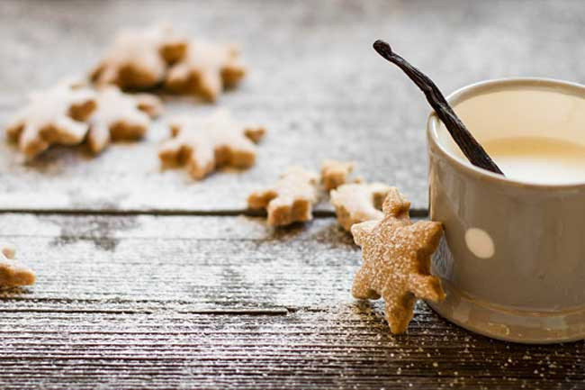 Thức uống với gừng: Các loại thức uống với gừng giúp bạn làm ấm cơ thể từ bên trong. Gừng tốt cho tim mạch, nhờ đó thức uống này còn giúp bảo vệ trái tim giữa mùa đông lạnh giá.