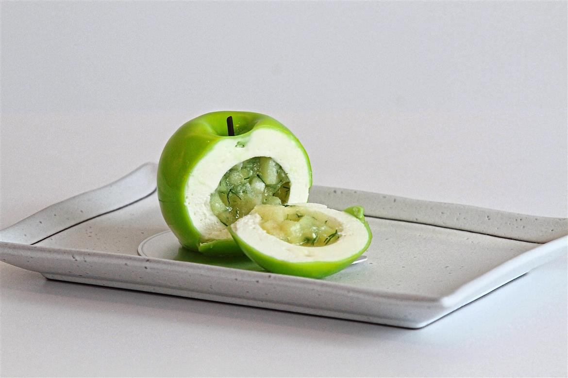 Bánh trái táo xanh. Ảnh: Internet. Video "Chế biến món ngon từ nấm đông cô". Nguồn: VTC.