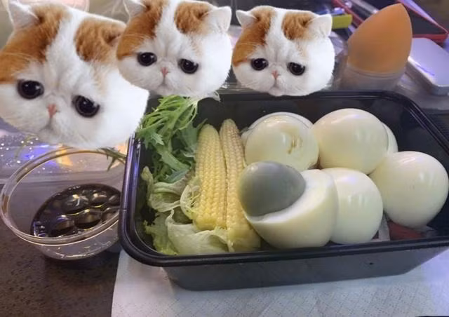 Một số nghiên cứu cũng chỉ ra rằng, nếu bạn ăn một quả trứng vào buổi sáng thì lượng thức ăn tiêu thụ trong ngày của bạn sẽ giảm ít nhất 330 calo.