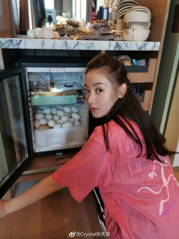 Trứng cũng cung cấp lượng chất đạm nhất định cho cơ thể, thúc đẩy sự định hình cơ bắp. Bạn nên ăn trứng luộc thay vì trứng rán hay trứng muối.