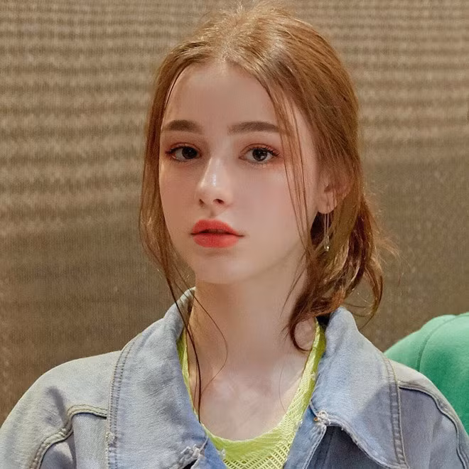 Dasha Taran khẳng định, làn da của bạn có đẹp hay không sẽ phụ thuộc vào thói quen hàng ngày.