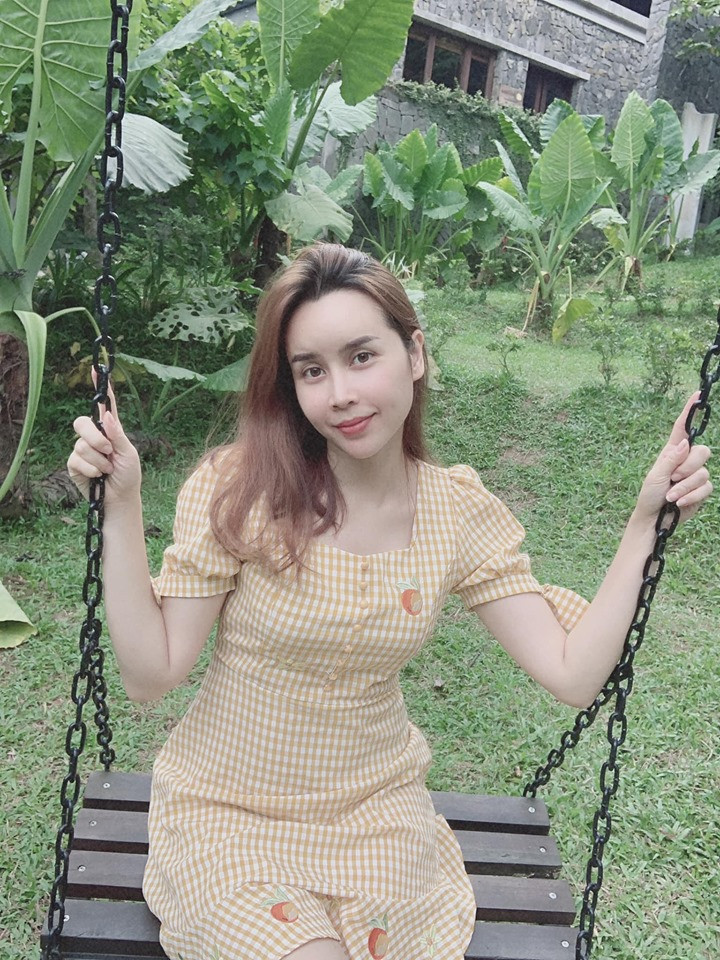 Sau cuộc “đại tu”, khuôn mặt của Lưu Hương Giang thực sự lột xác khiến nhiều người khó nhận ra.