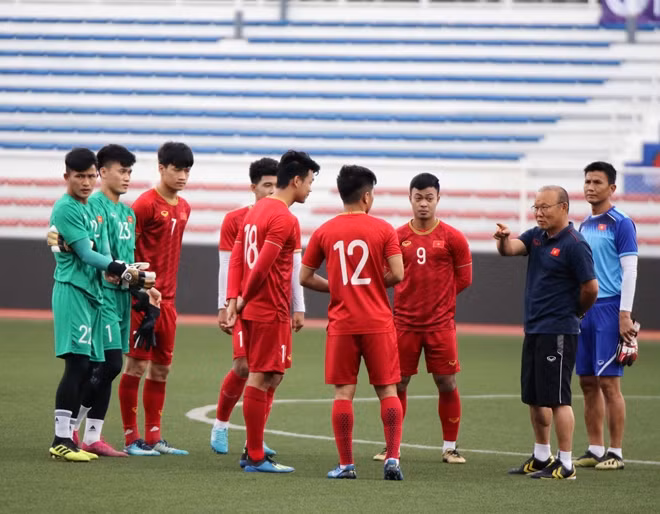 Sáng 29/11, U22 Việt Nam bước vào buổi tập luyện chuẩn bị cho cuộc đại chiến với Indonesia sắp tới.