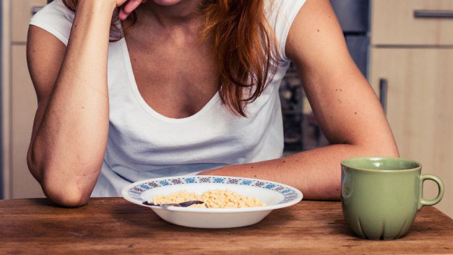 3 dấu hiệu sớm cảnh báo bạn đã bị gan nhiễm mỡ 3 dau hieu som canh bao ban da bi gan nhiem mo