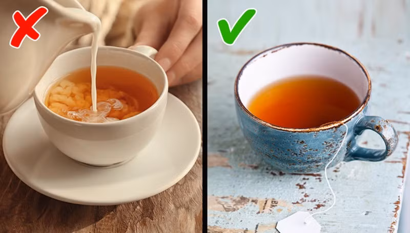 Việc kết hợp trà đen với sữa là rất phổ biến. Sữa không ảnh hưởng đến các chất chống oxy hóa có trong trà đen, nhưng sữa ngăn chặn lợi ích tim mạch của trà vì protein trong sữa làm cho chất dinh dưỡng của trà khó hấp thụ hơn.