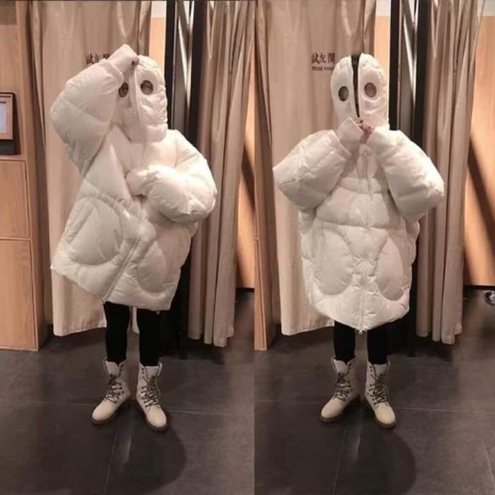 Ngoài loại áo đặc biệt trên, dân mạng còn từng lùng mua kiểu áo phao “ngoài hành tinh”.