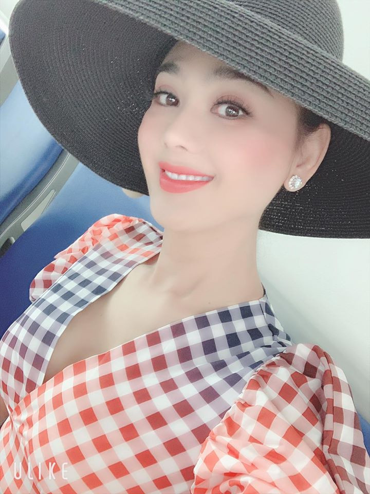 Lâm Khánh Chi hài lòng đến 99% về ngoại hình và nhan sắc. Cô muốn giữ những đường nét vốn có trên khuôn mặt của mình và sẽ không phẫu thuật, chỉnh sửa thêm gì nữa.