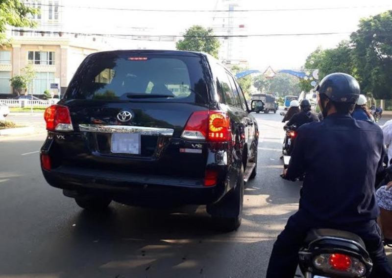 Cong an Cao Bang noi gi ve viec doanh nghiep tang o to hon 3,7 ti?