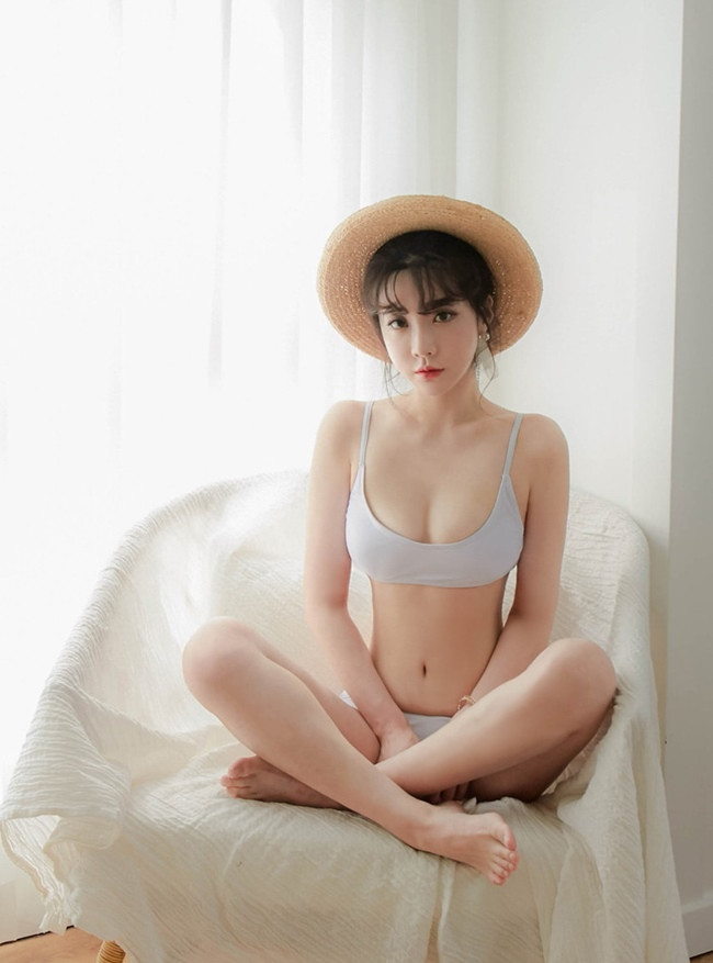 “Mat thien than, body ac quy“: 2 co gai Han chuan thuoc do ve dep chau A-Hinh-6