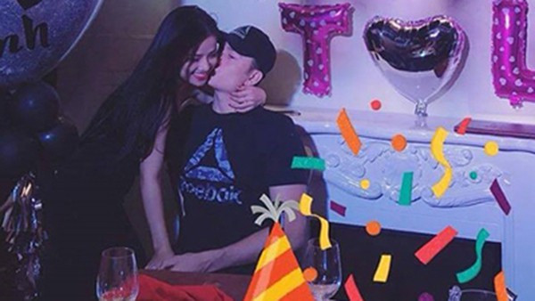 Tình cũ Lâm Tây tên đầy đủ là Võ Thị Thương, cô sinh ra và lớn lên ở Thái Hòa, Nghệ An và là cựu sinh viên của trường Đại học Văn hóa Nghệ thuật quân đội. Tuy nhiên, cô và thủ môn Lâm Tây đã chia tay hồi tháng 9/2018.