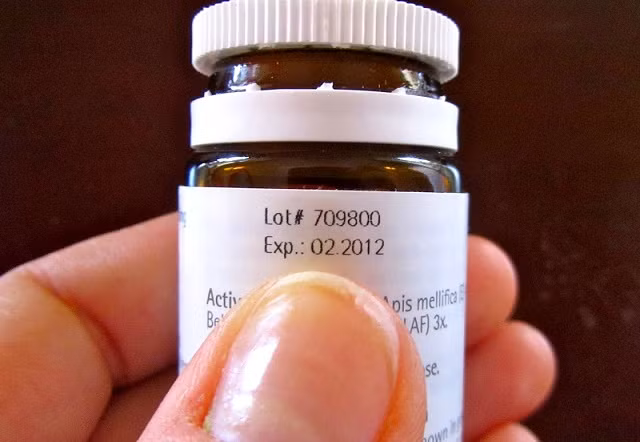 BV Nhi TW cho tre uong thuoc het han nguy hai suc khoe the nao?-Hinh-2