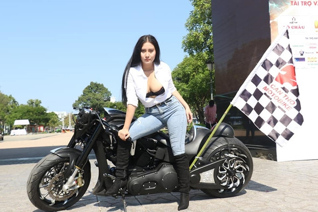 Can Lo Lo ban Viet trong MV ca nhac hai Tet la ai?-Hinh-4