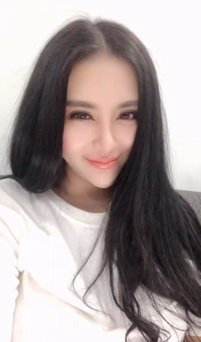 Can Lo Lo ban Viet trong MV ca nhac hai Tet la ai?-Hinh-2