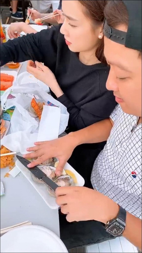 Tron con di hen ho, Truong Giang tinh tu bon an cho vo-Hinh-3