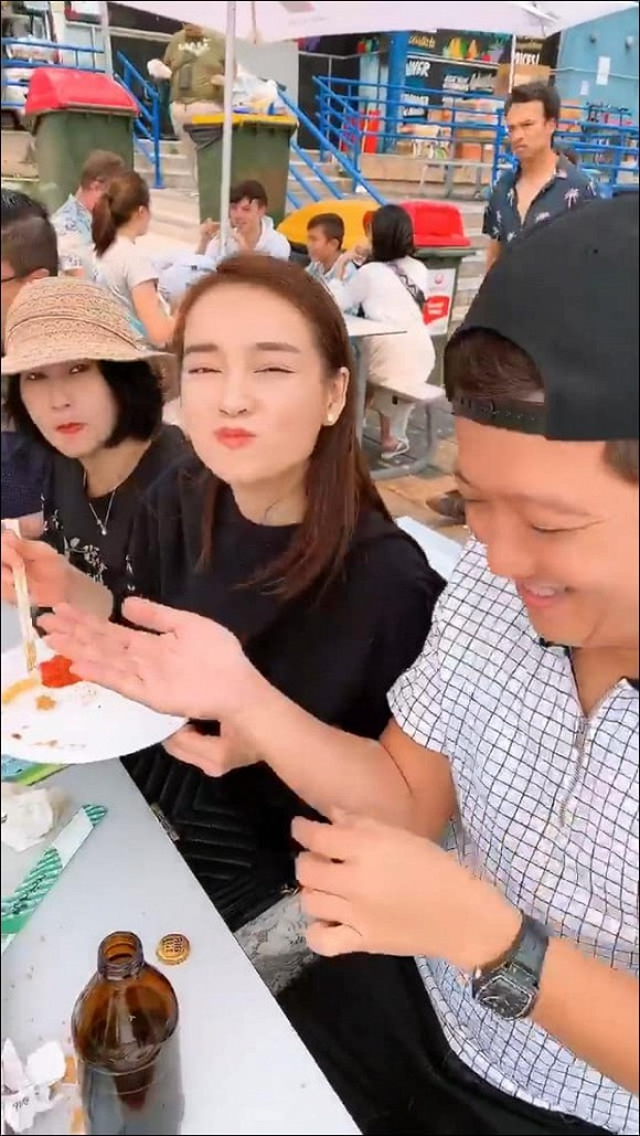 Tron con di hen ho, Truong Giang tinh tu bon an cho vo-Hinh-2