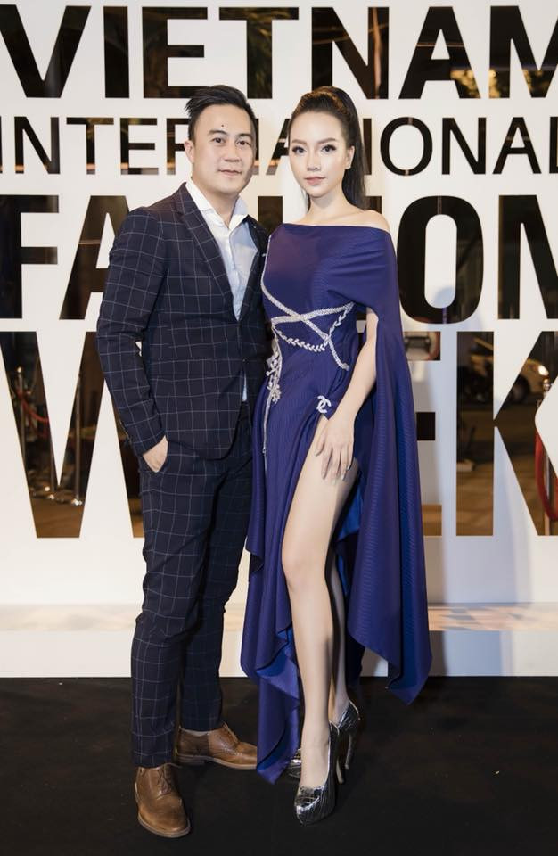 Băng Di thường mặc váy áo gợi cảm, quyến rũ, trong khi Justin Chiêm chọn các bộ suit lịch lãm, bảnh bao.