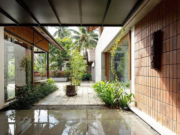 Cây xanh, nước, gió trời khiến cuộc sống thư thái.