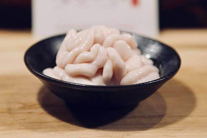 Shirako có hương vị tuyệt vời nhất là vào mùa đông, khoảng tháng 12 chính là thời điểm cá trong giai đoạn sinh sản nên chất lượng tinh hoàn cũng vượt trội hơn hẳn.