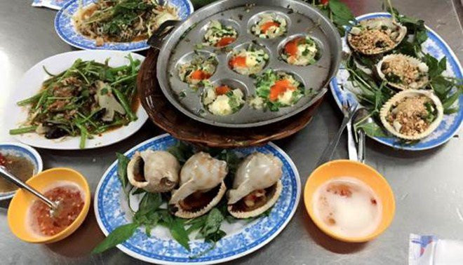 Kham pha mon oc mam sua la doc khien Hoa hau Tieu Vy me man-Hinh-2