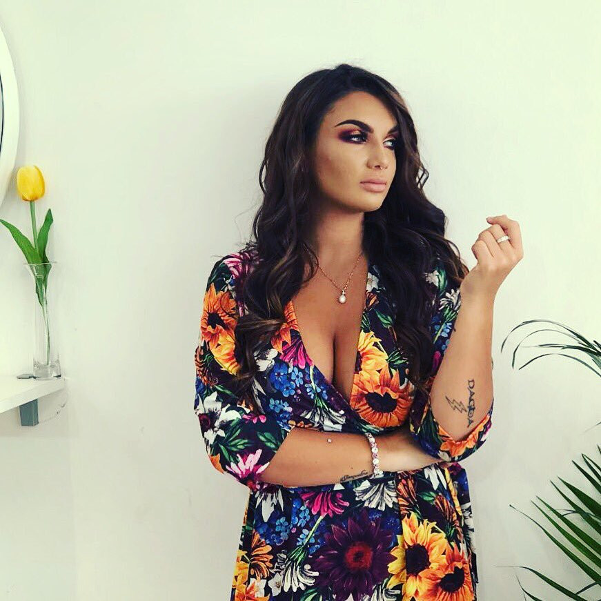 Người đẹp sinh năm 1994 luyện tập quyền anh trong nhiều năm, đó là môn thể thao cô đặc biệt yêu thích.