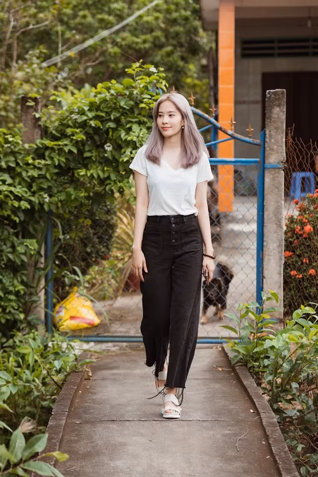 Cô thực sự là một minh chứng cho quan điểm "cứ gầy thì mặc giẻ rách vẫn đẹp".