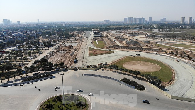 Tổng diện tích của tổ hợp đường đua F1 có diện tích hơn 800 nghìn mét vuông, có sức chứa tương đương 112 nghìn người.