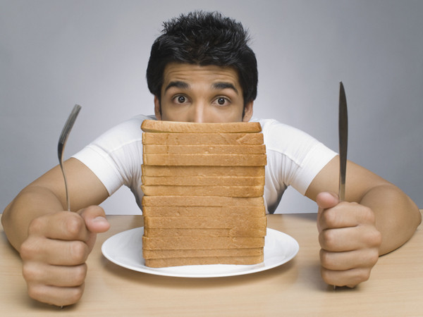 Mối nguy hại đáng sợ nếu thường xuyên ăn sáng bằng bánh mỳ - Hình 2 Moi nguy hai dang so neu thuong xuyen an sang bang banh my-Hinh-2