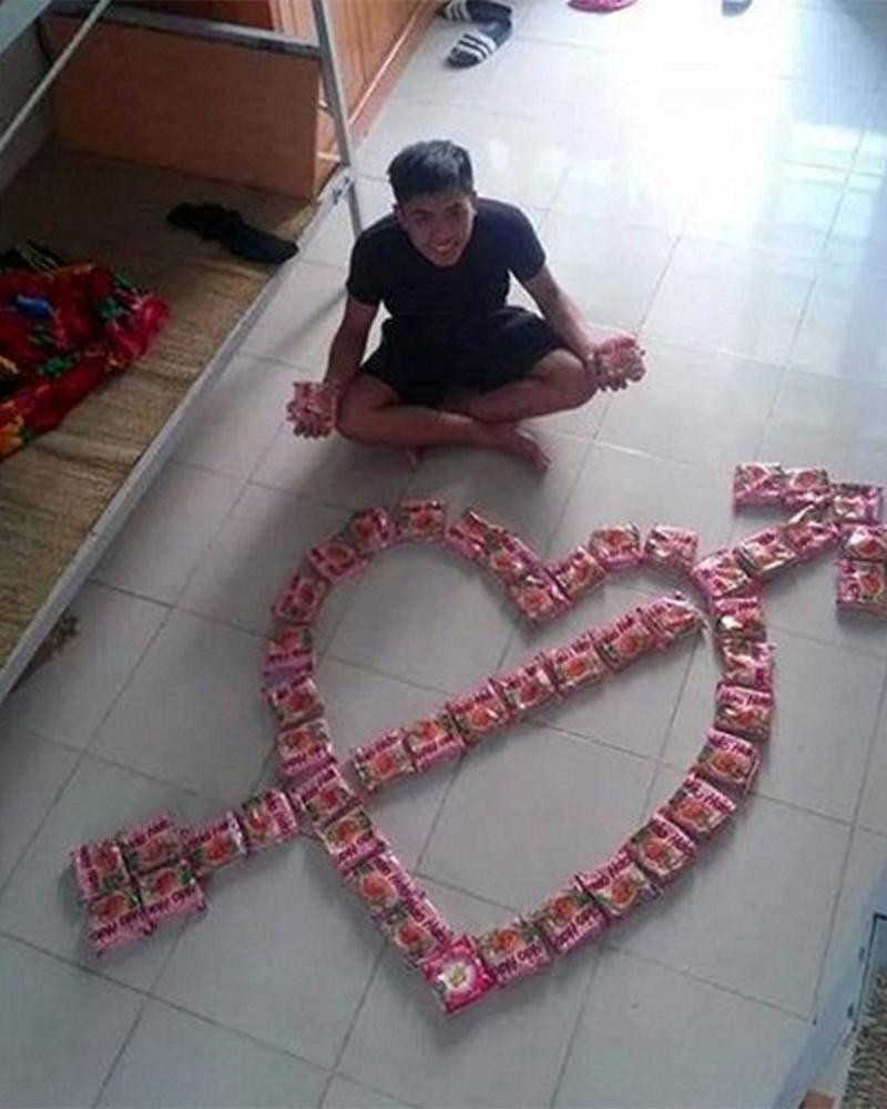 Món quà 20/10 bá đạo dành cho những anh chàng lương chưa về mà ngày 20/10 đã đến.