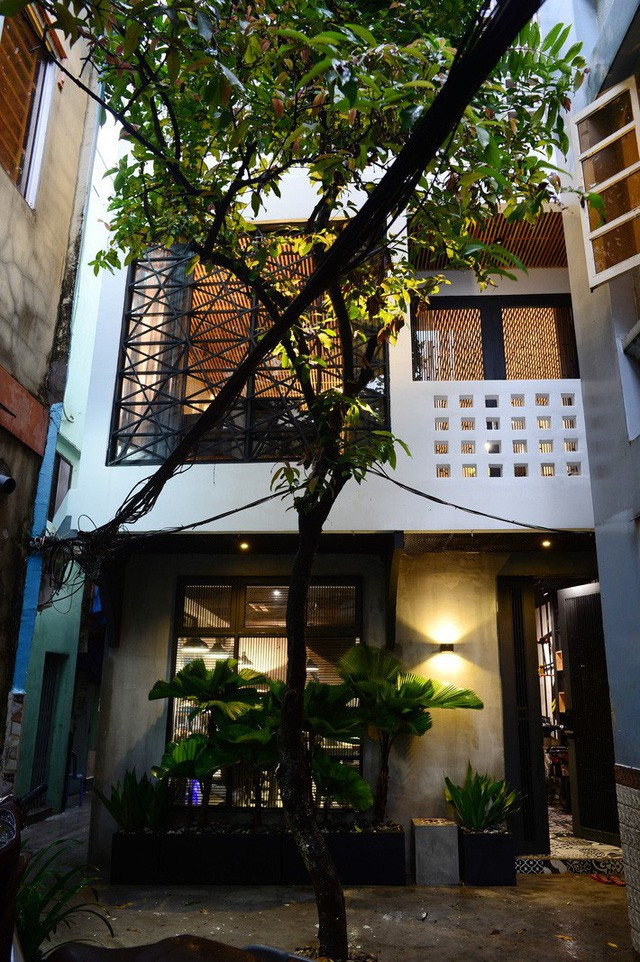 Mẫu nhà phố 2 tầng phong cách Bắc Âu đẹp lung linh đầy cá tính Mau nha pho 2 tang phong cach Bac Au dep lung linh day ca tinh