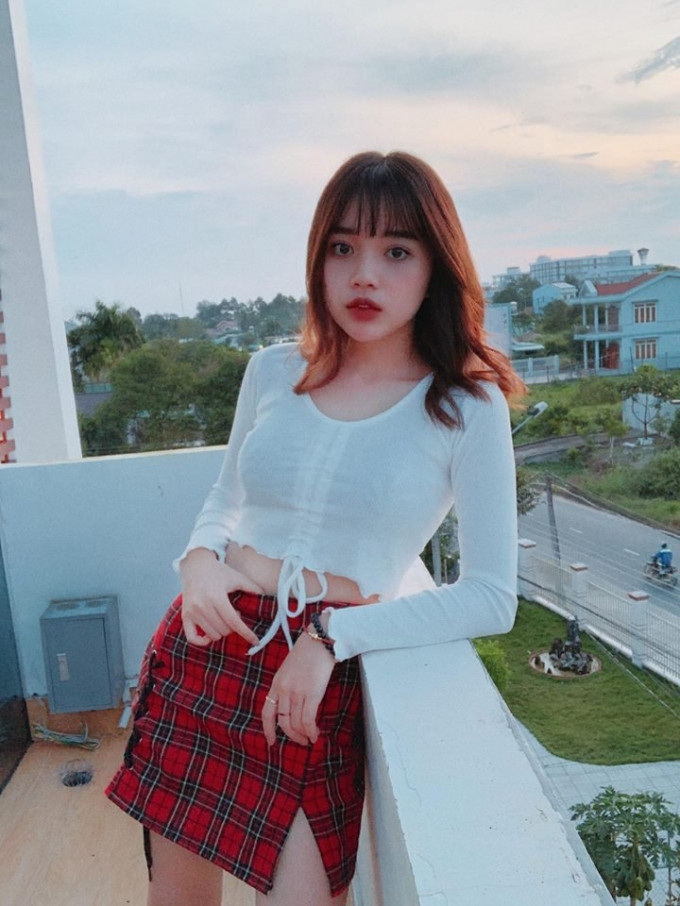 Gu thời trang biến hóa đa dạng của Linh Ngọc Đàm cũng là một đề tài nhận được sự quan tâm của đông đảo người hâm mộ.