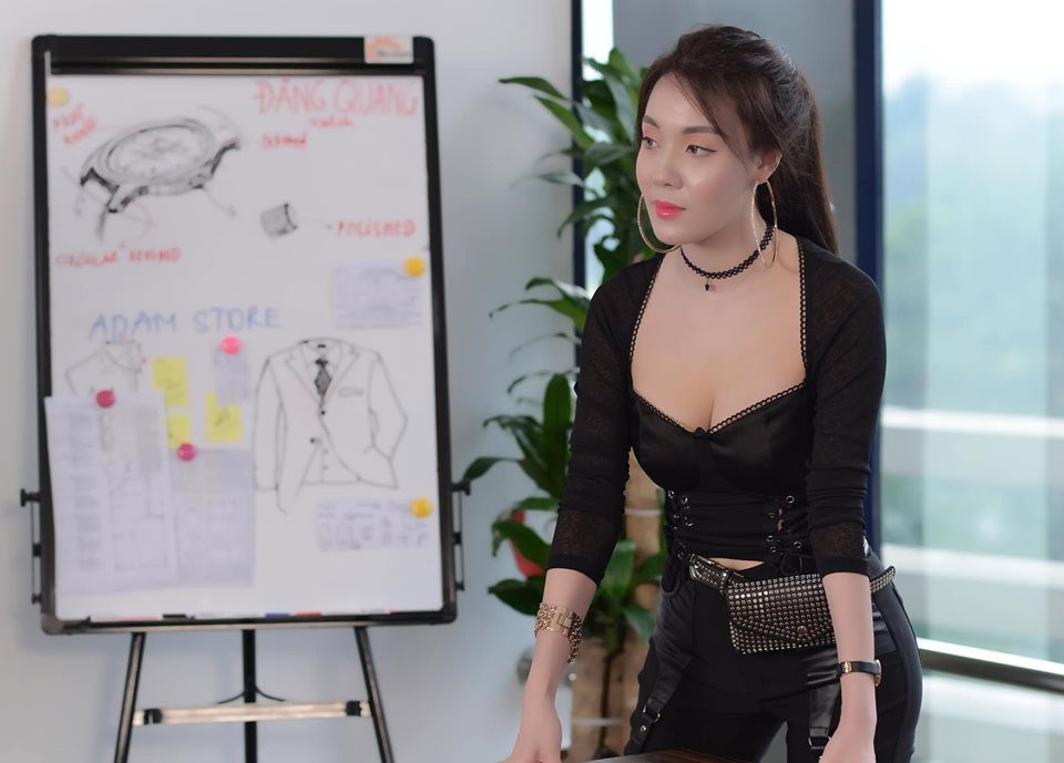 Hà My vốn sở hữu vóc dáng bốc lửa và gu thời trang gợi cảm.