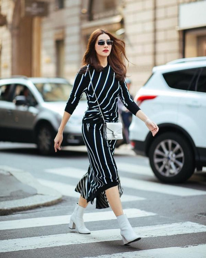 Kimberley sở hữu phong cách thời trang sang chảnh, điều này được thể hiện rõ qua mỗi bức ảnh cô check in.