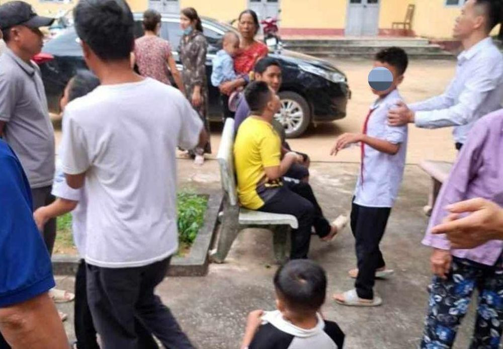 No bong bay ngay khai giang, 7 hoc sinh bi bong o Thanh Hoa