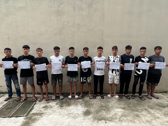 Ha Noi: Bat 8 doi tuong duoi danh nhau khien 3 nguoi bi thuong nang