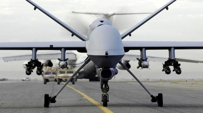 24 chiếc MQ-9 còn lại - dự kiến phân bổ 8 chiếc cho mỗi nhánh vũ trang của Quân đội Ấn Độ sẽ được mua trong vòng 3 năm tới. Việc có trong tay siêu UAV trinh sát, có khả năng mang tên lửa không đối không AIM-9 khiến đối thủ của Ấn Độ không thể yên tâm.