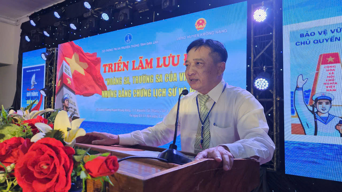 Trien lam luu dong ve Hoang Sa, Truong Sa tai huyen Krong Nang-Hinh-3