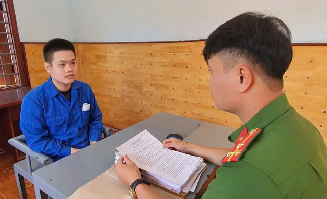 Đắk Lắk: Trúng 3 phát đạn, người đàn ông may mắn thoát chết Dak Lak: Trung 3 phat dan, nguoi dan ong may man thoat chet