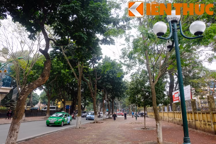 Vỉa hè nói không với cảnh lấn chiếm, buôn bán nhếch nhác.