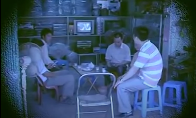 Phải mất rất nhiều thời gian lần theo số điện thoại đó các trinh sát mới xác định được chủ sở hữu của nó. Người này cho biết đã cho một người bạn tên là Trần Quốc Thịnh (SN 1981, trú tại tổ 12, đường Lê Hồng Phong, TP. Thái Bình) mượn điện thoại và sim có số điện thoại nói trên hơn một tháng nay. 