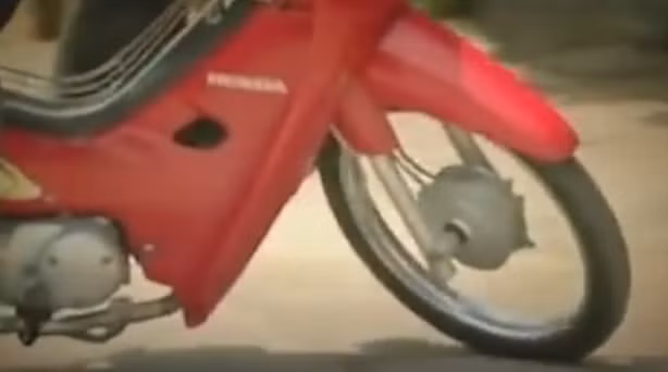 Như vậy, hướng đi của hung thủ đã được xác định là hắn bỏ đường sông để đi đường bộ. Tại đây, Liệt thuê xe ôm chở về hướng thị xã Sa Đéc và bán vàng ở một cửa hàng ở chợ Mương Điều. Tuy nhiên, đến ngã ba khu công nghiệp thị xã Sa Đéc thì mất dấu...