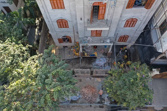 Nghi van mot phong vien bi de doa, xuc pham khi tac nghiep o Ha Noi-Hinh-2