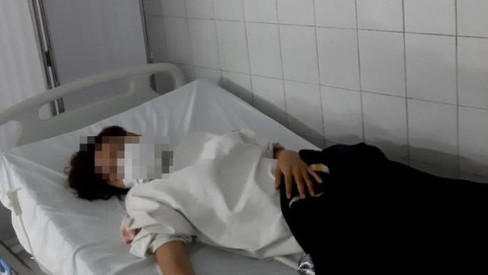  Nữ giáo viên uống thuốc định tự tử trong buổi họp kiểm điểm: Ngày 4/12, ông Trương Hương Hảo, Hiệu trưởng Trường THCS Hoàng Quốc Việt (quận 7, TP HCM) cho biết, cô V.T.N.H.,giáo viên của trường đã uống thuốc định tự tử trước mặt hiệu trưởng và đồng nghiệp. Theo hiệu trưởng, trong buổi họp kiểm điểm, không ai có lời nói hay hành động xúc phạm cô. 