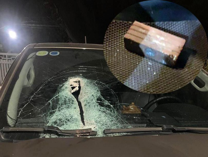 Nem gach thung kinh o to tren cao toc o Ha Noi: An phat co nang?