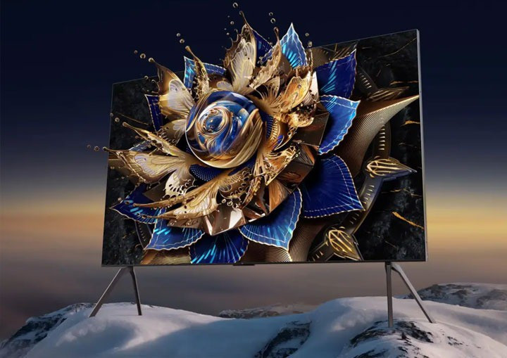 Sản phẩm này còn có hơn 20.000 vùng làm mờ cục bộ, đảm bảo độ tương phản sâu và hình ảnh sống động. Độ sáng HDR đạt 5000 nits, cùng với Dolby Vision IQ và hỗ trợ HDR10+, mang đến độ rõ nét và dải động tuyệt đẹp. Ảnh: TCL