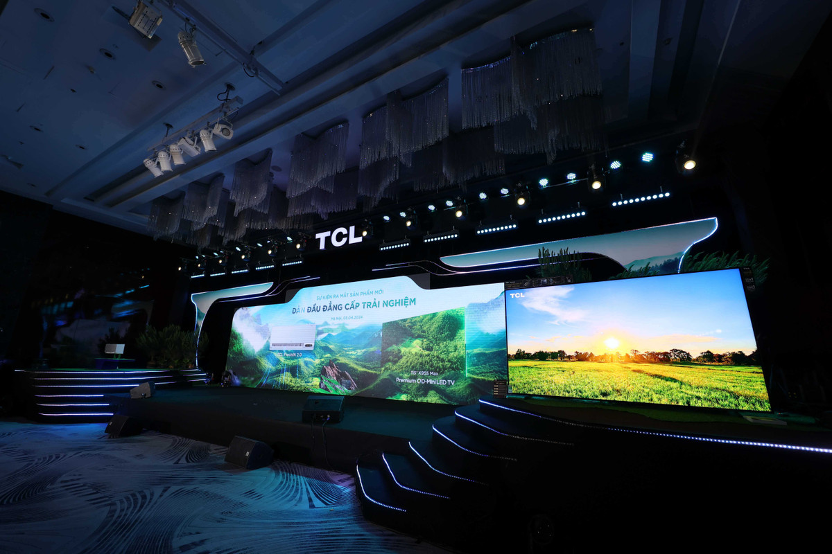 TCL vừa chính thức ra mắt sản phẩm chủ lực 115X955 Max tại Ấn Độ. Được giới thiệu lần đầu tại CES 2025, chiếc ti vi màn hình LED cao cấp này nổi bật với công nghệ hiển thị tiên tiến, mang đến chất lượng hình ảnh vượt trội và trải nghiệm xem đắm chìm. Ảnh: TCL