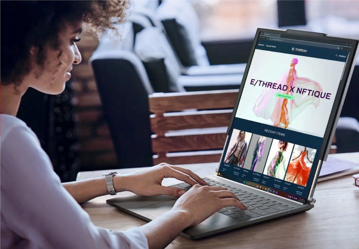 Lenovo cho biết họ đã thử nghiệm chức năng này với 30 nghìn lần thao tác mà không xảy ra vấn đề gì. Mặc dù vậy, đây có vẻ là thứ khó trong thế giới laptop đại.