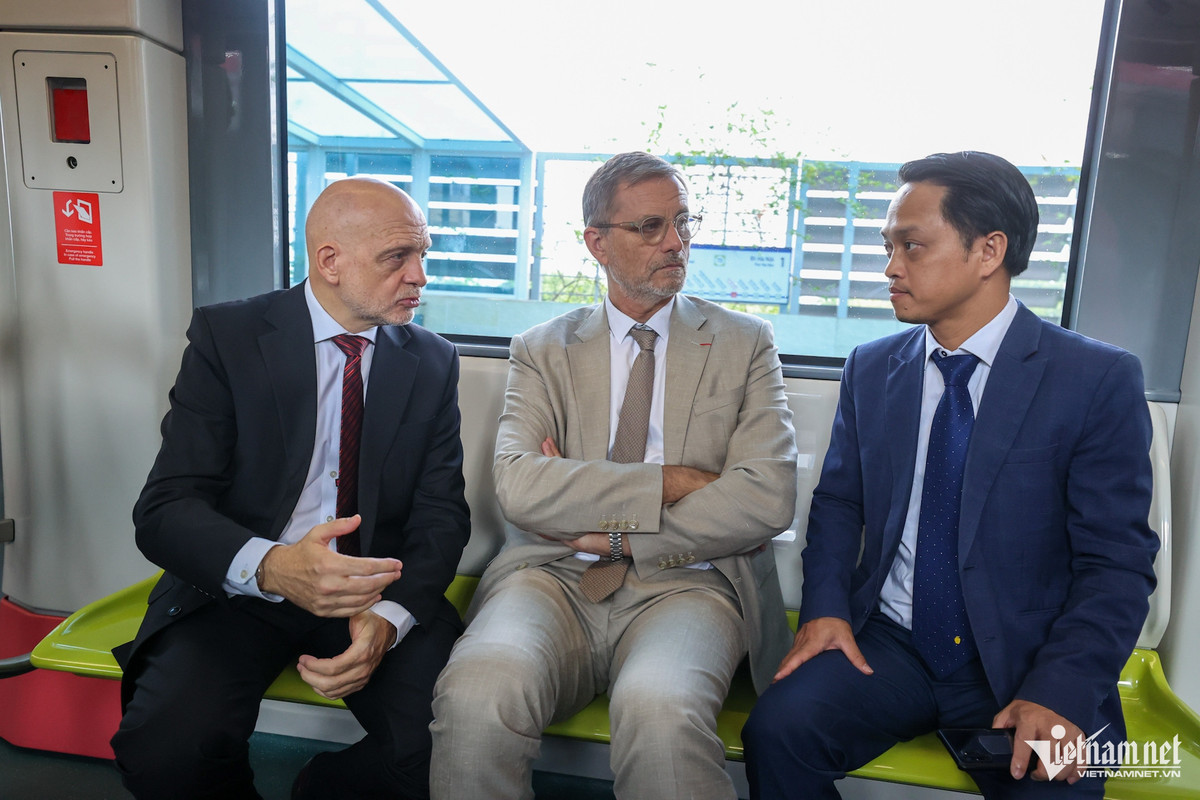 Năm 2024 là một năm quan trọng với 2 sự kiện, đó là lễ kỷ niệm 70 năm Điện Biên Phủ, Chính phủ Pháp đã cử đại diện là Bộ trưởng Quốc phòng cùng Quốc vụ khanh phụ trách cựu chiến binh đến dự lễ kỷ niệm tại Việt Nam.